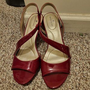 8.5M- red pencil heels